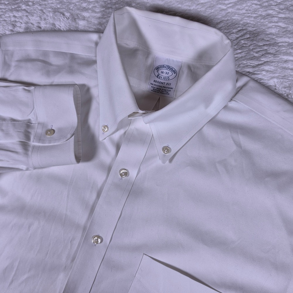 Brooks Brothers Regent Fit Mens 16-32 White Stretch L/S Button Down Dress Shirt